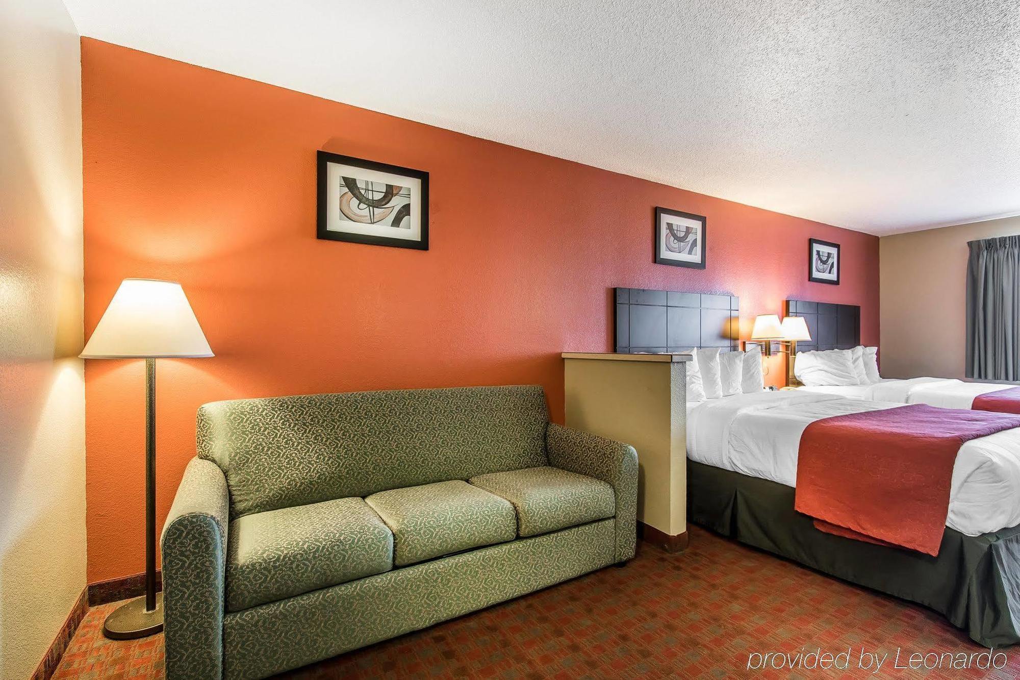 Quality Inn & Suites La Vergne Exterior foto